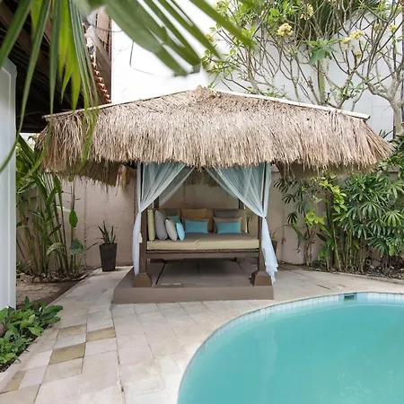 2 Newly Renovated Connecting Villas Center Canggu!